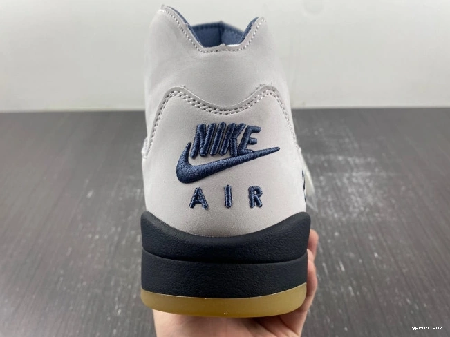 HYPE A Ma WMNS Air x Jordan FZ5758-004 5 Maniere 0703